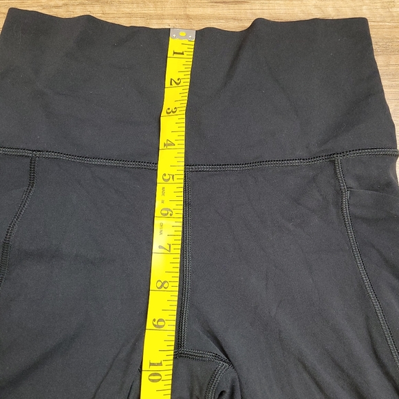 Athleta salutation 7/8 tight high-rise mesh cut-out leggings women's black xs - Picture 13 of 14